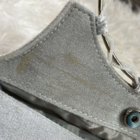 VICTORIA’s SECRET Silver Purse Tote Crushed Velvet Silvertone Pearl Wrap Handle - Picture 9 of 11